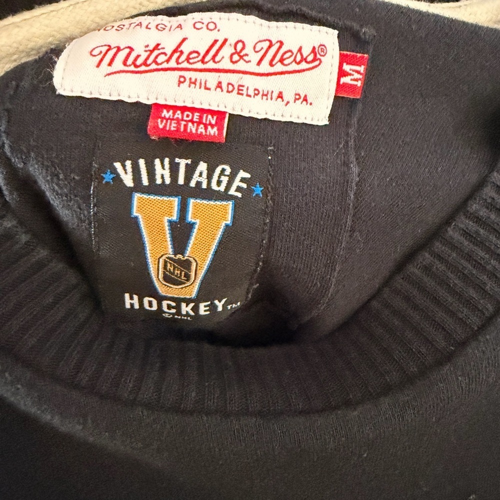 Vintage Chicago Blackhawks Mitchell & Ness authentic NHL hockey jersey. - Picture 4 of 5